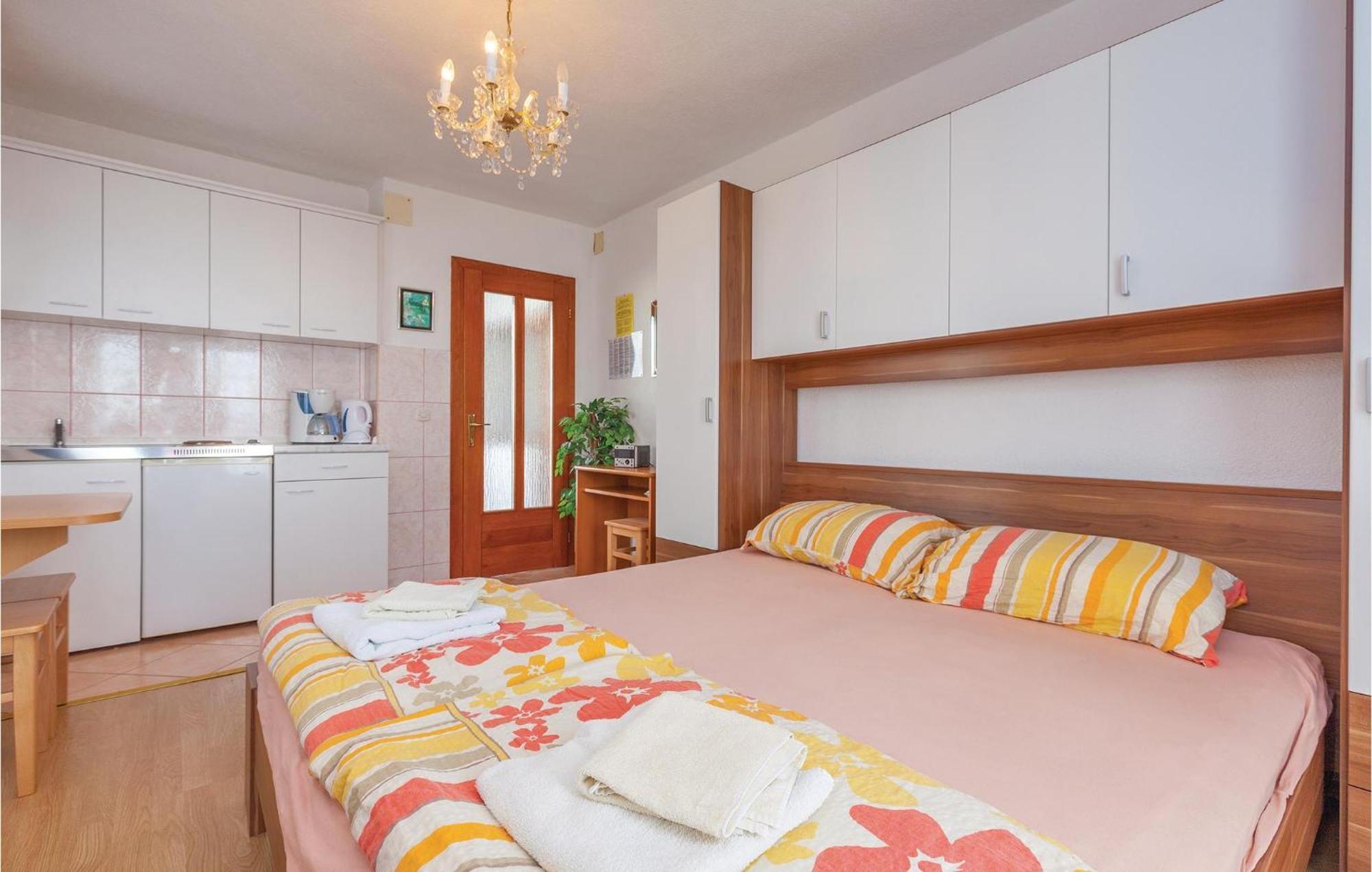 Stunning Apartment In Crikvenica With Wifi Exteriér fotografie